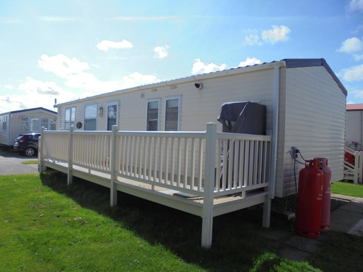 The Wolds: The Wolds:- 6 Berth, Central Heated Ingoldmells Exterior photo
